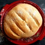 Mâncarea în vremea COVID: Pâine cu drojdie făcută în casă