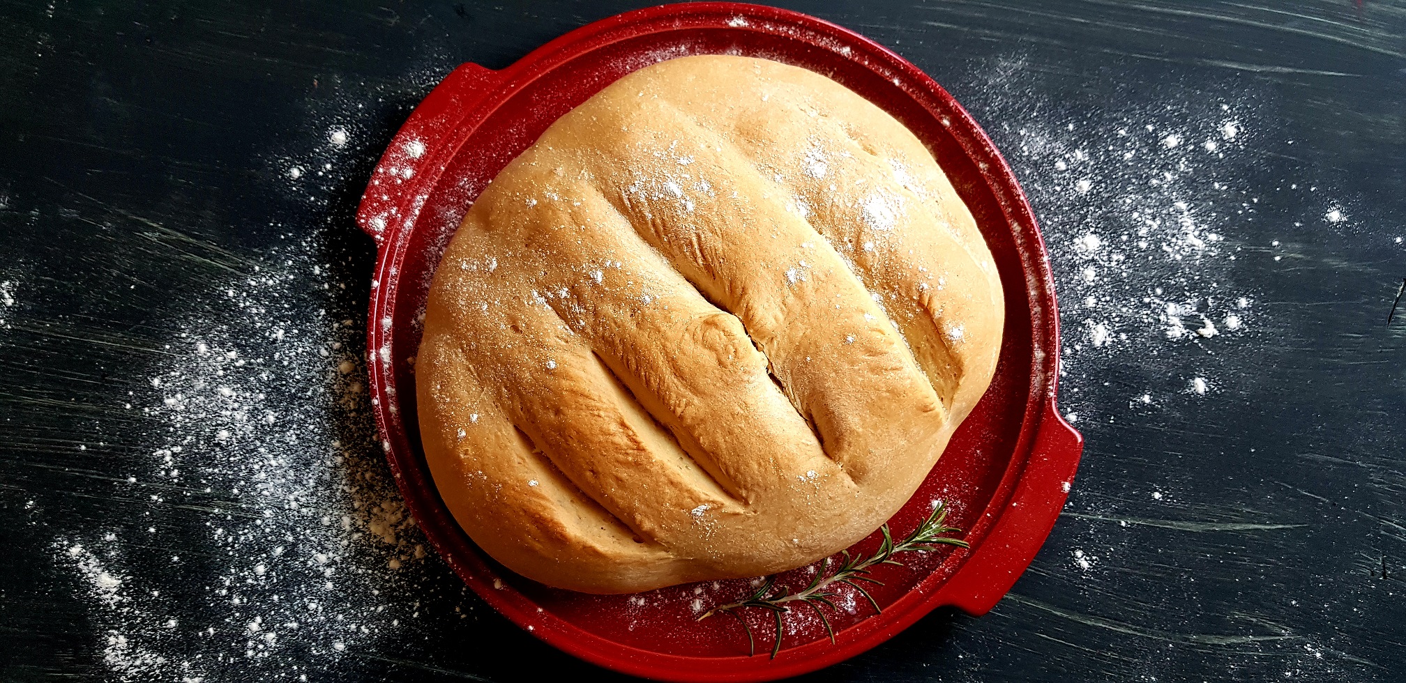 Mâncarea în vremea COVID: Pâine cu drojdie făcută în casă